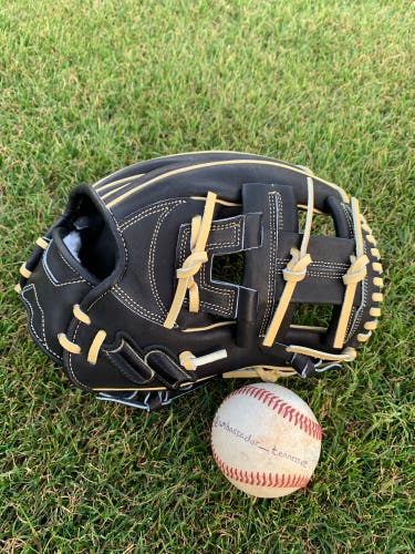 New 11.75” SSK Black/Tan Modified I Web Baseball Glove
