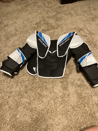 Medium Bauer Goalie Chest Protector