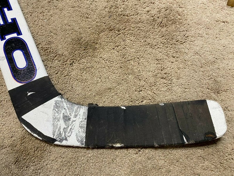 KEVIN WEEKES 99'00 Vancouver Canucks NHL Game Used Hockey Stick COA |  SidelineSwap