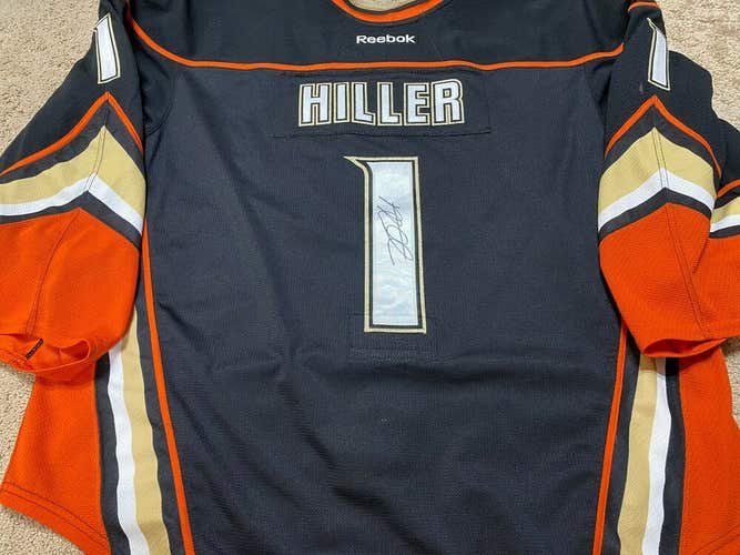 JONAS HILLER 13'14 Signed Black Anaheim Ducks PHOTOMATCHED Game Worn Used Jersey