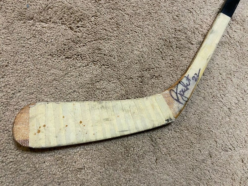 Luc Robitaille LA Kings Autographed Signed & Inscribed Career