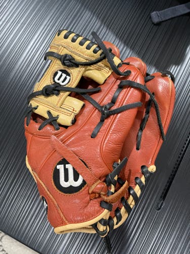 New Right Hand Throw Wilson Infield A550 Baseball Glove 11"