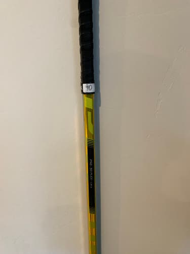Junior Left Hand Bauer Supreme UltraSonic Hockey Stick Mid Pattern -