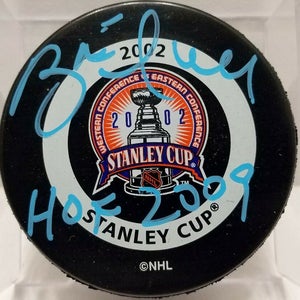 BRETT HULL Autographed 2002 Official Stanley Cup Hockey NHL Game Puck Signed