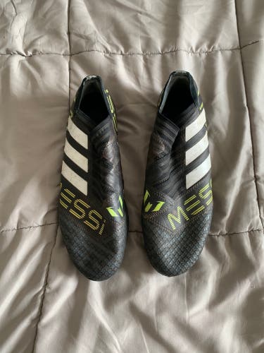 Black Unisex Size 10 (Women's 11) Adidas Nemesis 17+ 360 agility Cleats