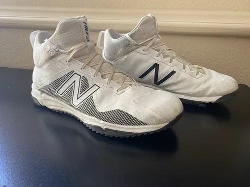 New Balance Lacrosse Indoor Shoes - Size 12