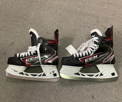 CCM JetSpeed FT2 Skates Pro Stock 9.5D