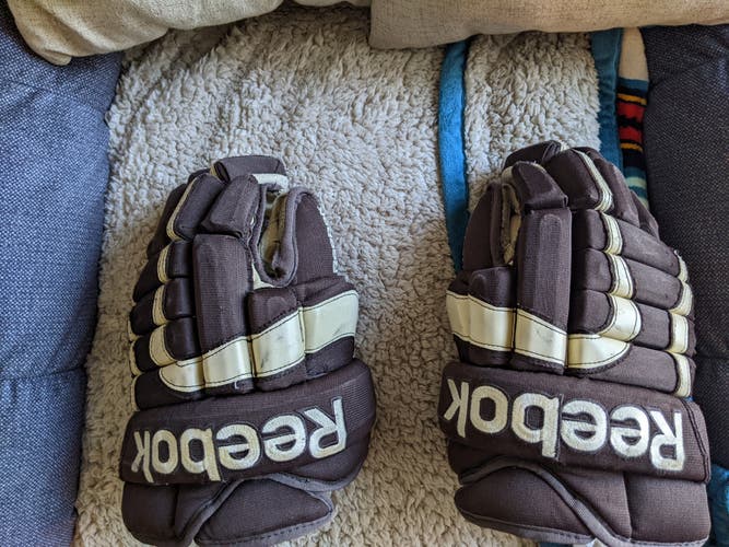 Reebok 852T Hershey Bears 14'' Senior Pro Stock Hockey Gloves