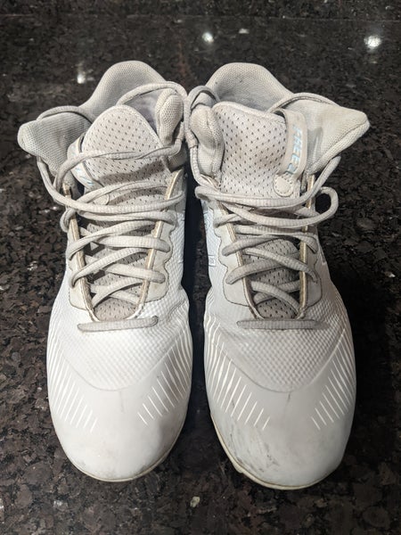 Gray Men's Youth Used Size 5.0 (Women's 6.0) Molded Cleats New Balance High Top Freeze