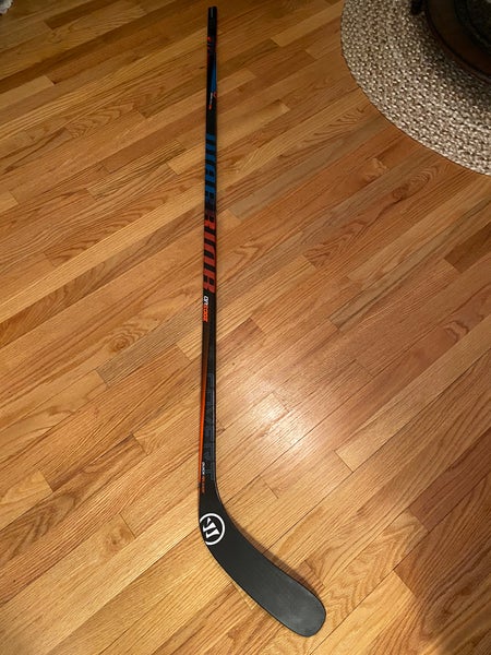 Like New W88 Warrior Covert QR Edge Grip RH Hockey Stick