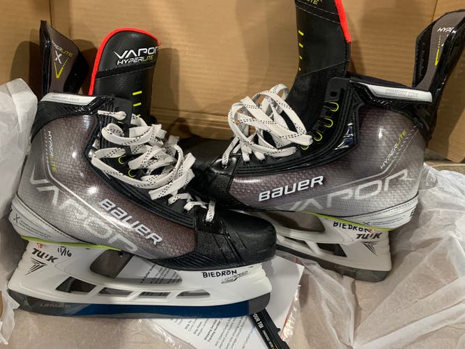 Bauer Hyperlite Size 10 Fit 3 Worn 1 Time, Comes With Uncut Steel