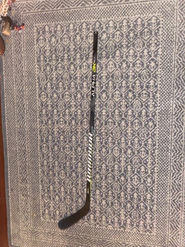 Senior Right Handed Mid Pattern Pro Stock Alpha DX Pro Team Hockey Stick