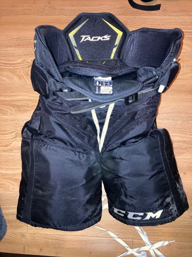 Senior Medium CCM Tacks 4052 Hockey Pants