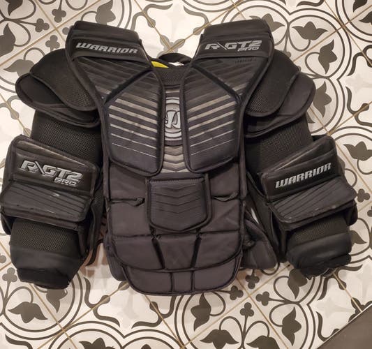 Used Small Warrior Ritual GT2 Goalie Chest Protector Pro Stock