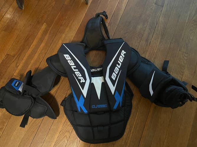 Medium Bauer  Goalie Chest Protector