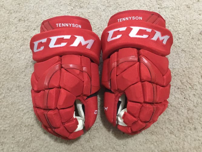 New CCM HG12 Gloves 14"