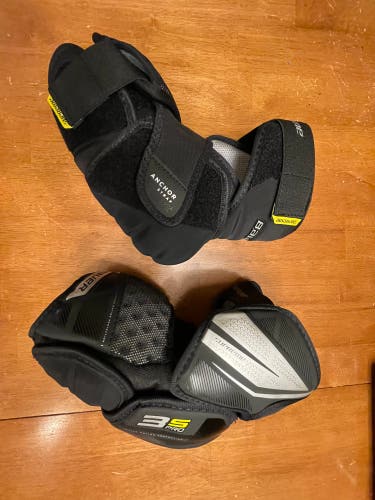Bauer 3S Pro Elbow Sr Medium