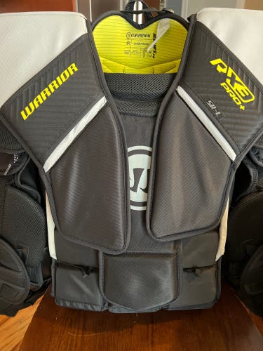 Used Large Warrior RX3 PRO +,Goalie Chest Protector