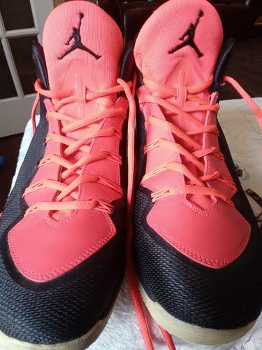 Used Men's Size 12 (Women's 13) Air Jordan Shoes