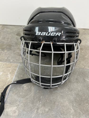 Used Small Bauer 2100 Helmet