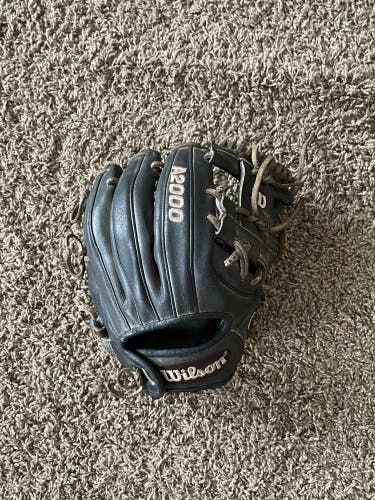 Used Right Hand Throw 11.5" DP15 A2000 Baseball Glove