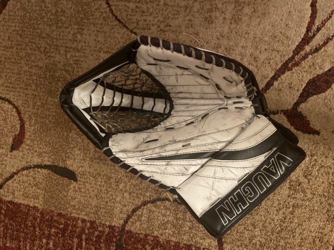 Vaughn SLR Pro Carbon Glove