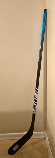 Youth Used Right Handed Bauer Nexus Geo Hockey Stick Mid Pattern