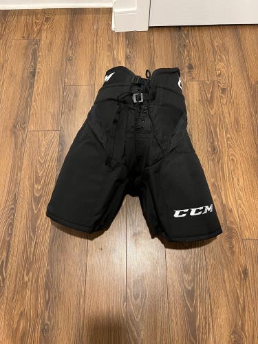 Senior XL CCM Pro Stock HP32 Hockey Pants
