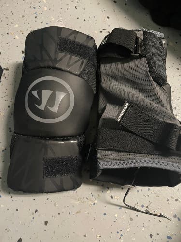 Lacrosse warrior youth large elbow pads