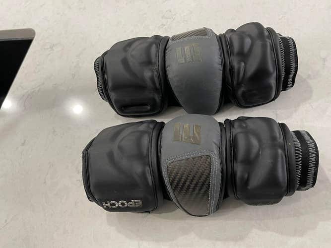 Used Medium Epoch Integra Arm Pads