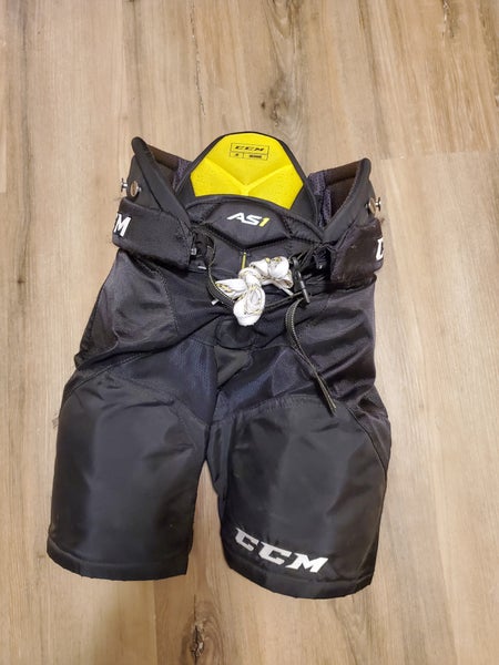 Hockey Pants Junior Used Medium CCM AS1