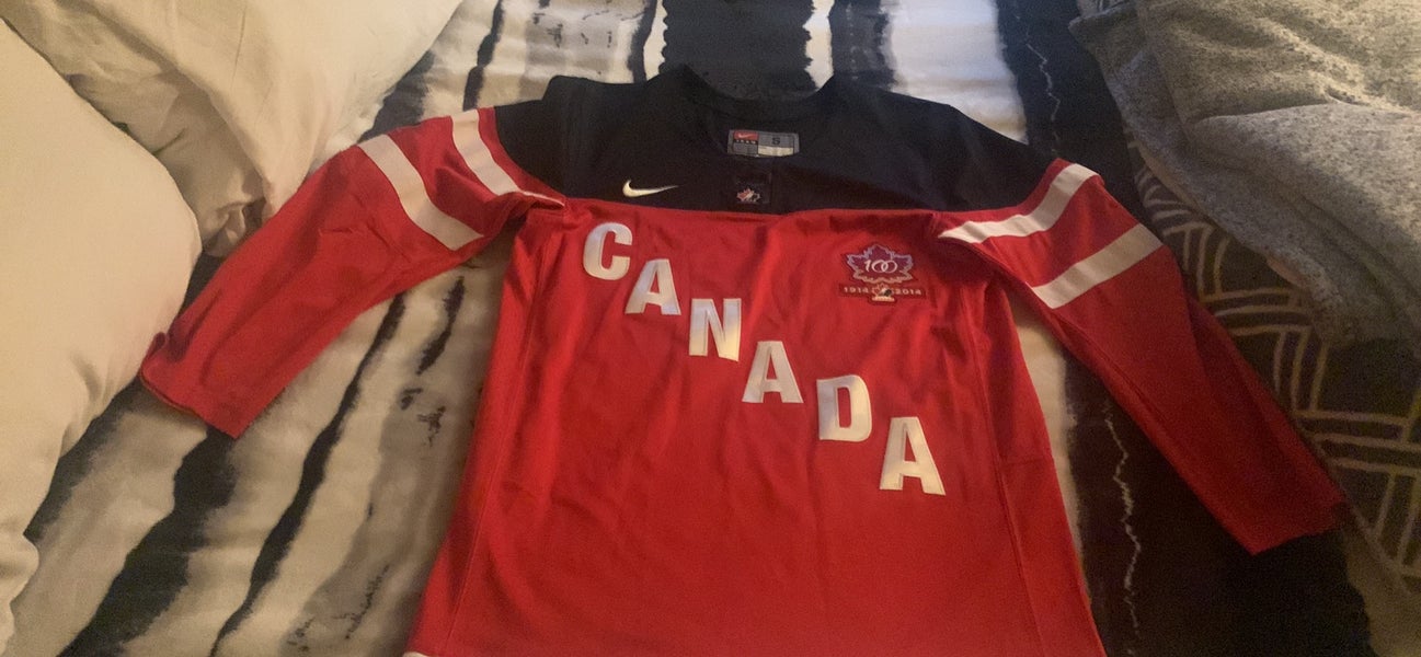 Team Canada World Junior Hockey Jerseys Mens Small SidelineSwap