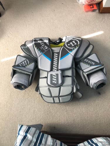 Small Warrior  Ritual G5 Senior+ Goalie Chest Protector Senior