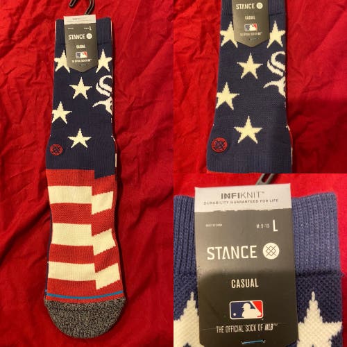 MLB Chicago White Sox Large Casual Baseball Socks by Stance * NEW ** Has a Snag Flaw **
