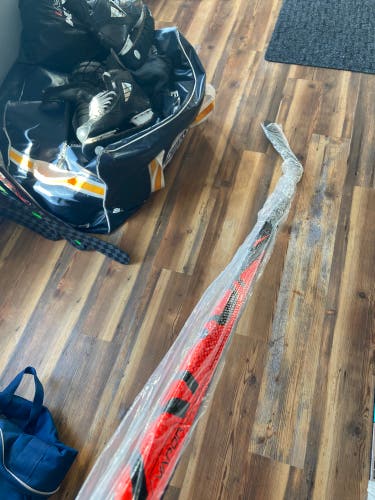 Senior Left Hand Pro Stock Vapor FlyLite Hockey Stick