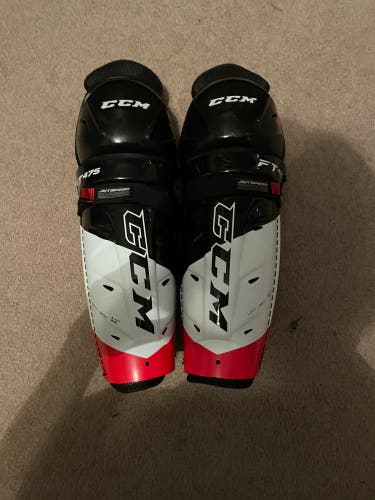 Ccm jetspeed ft475 shin pads