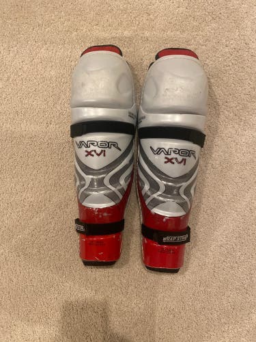 Used Bauer  Vapor XVI Shin Pads