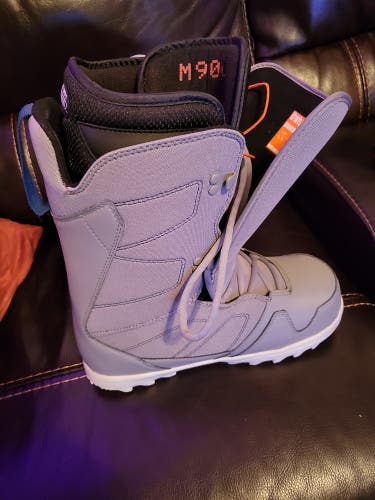 Used Unisex Size 9 (Women's 10.5) Thirty Two Exit Snowboard Boots Medium Flex All Mountain