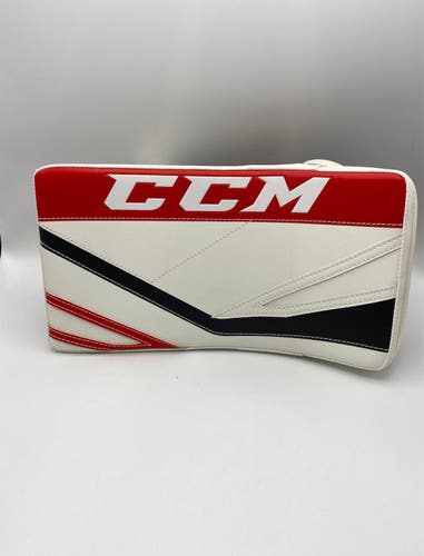 NEW - Regular CCM P2.5 Jr Blocker And CCM E4.5 Jr Glove