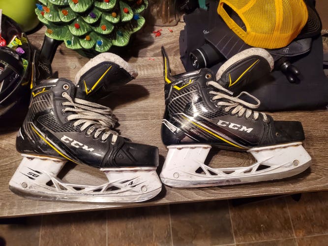Senior Used CCM Super Tacks AS1 Hockey Skates Extra Wide Width Pro Stock Size 10.5