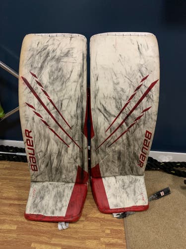 35" Bauer Hyperlite Goalie Leg Pads Pro return