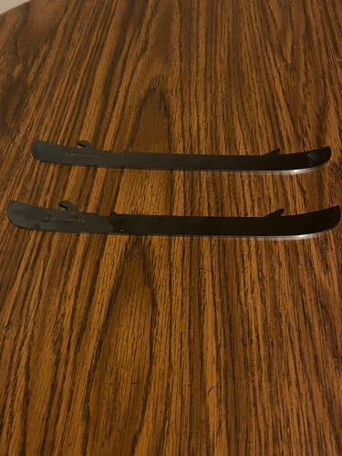 Bauer Hockey Tuuk LS Pulse Ti Steel Runners 263