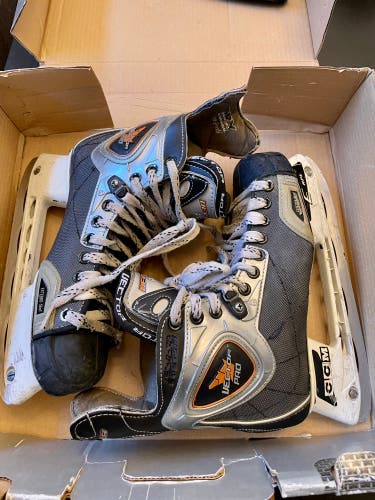 CCM V Pro Vector Ice Skates Senior 7.5 D