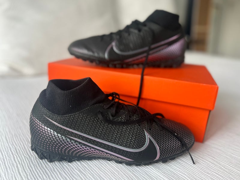 Nike Mercurial Superfly TFCleats Size 8