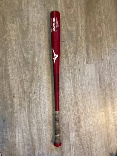 Used BBCOR Certified Mizuno Wood MZE271 Bat (-3) 30 oz 33"