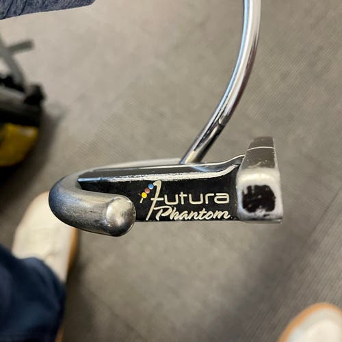 New Right Handed 34" Futura Phantom Putter