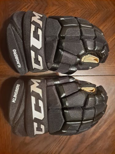 John Klingberg Dallas Stars Game Used CCM HG55 Gloves 14" Pro Stock