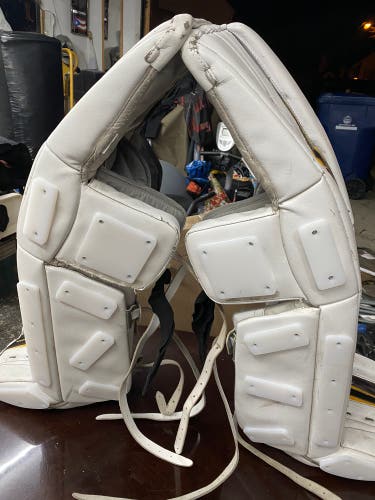 White Senior 36+2 Vaughn velocity V6 Goalie