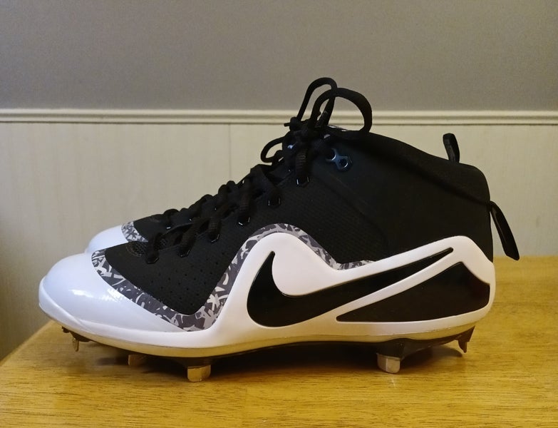 BRAND NEW IN BOX Nike Men's Size 9 Force Zoom Trout 4 Black Metal High Baseball Cleats