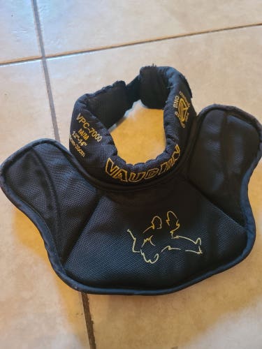 Vaughn Neck Guard medium